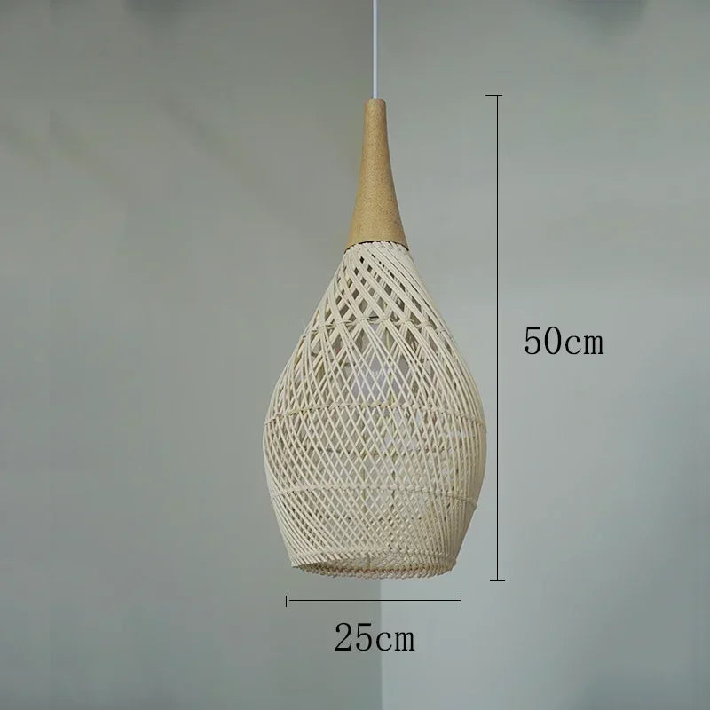 Luminária pendente Wabi Sabi feita à mão em rattan