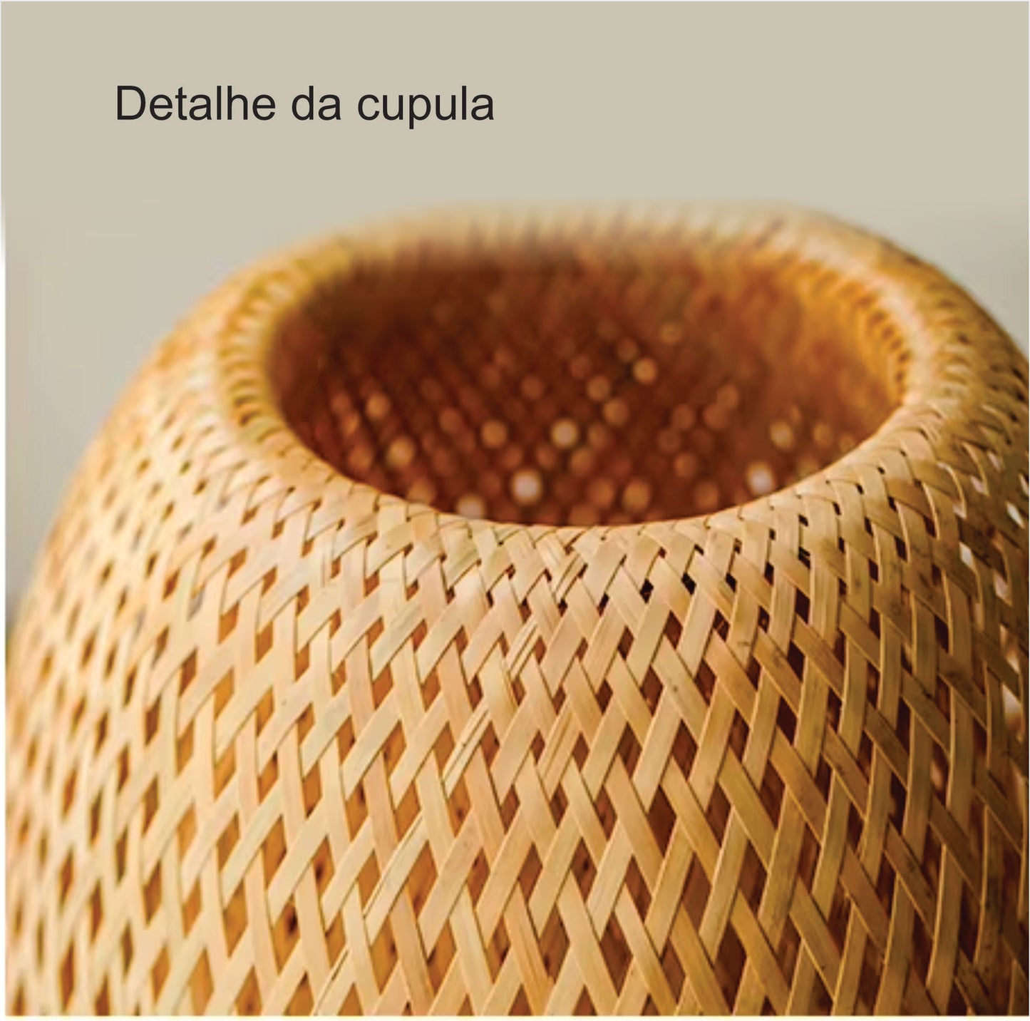 Luminária de mesa de vime feito a mão