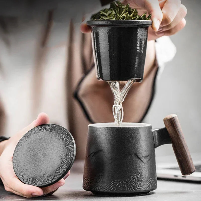 Caneca de chá de cerâmica vintage com tampa e infusor, cabo de madeira (301-400ml)